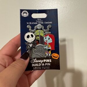The Nightmare Before Christmas Build a Pin Limited Edition Pin NEW
